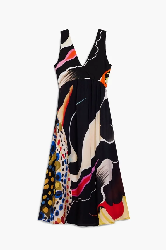 Šaty navržené panem Christianem Lacroixem Šaty navržené panem Christianem Lacroixem